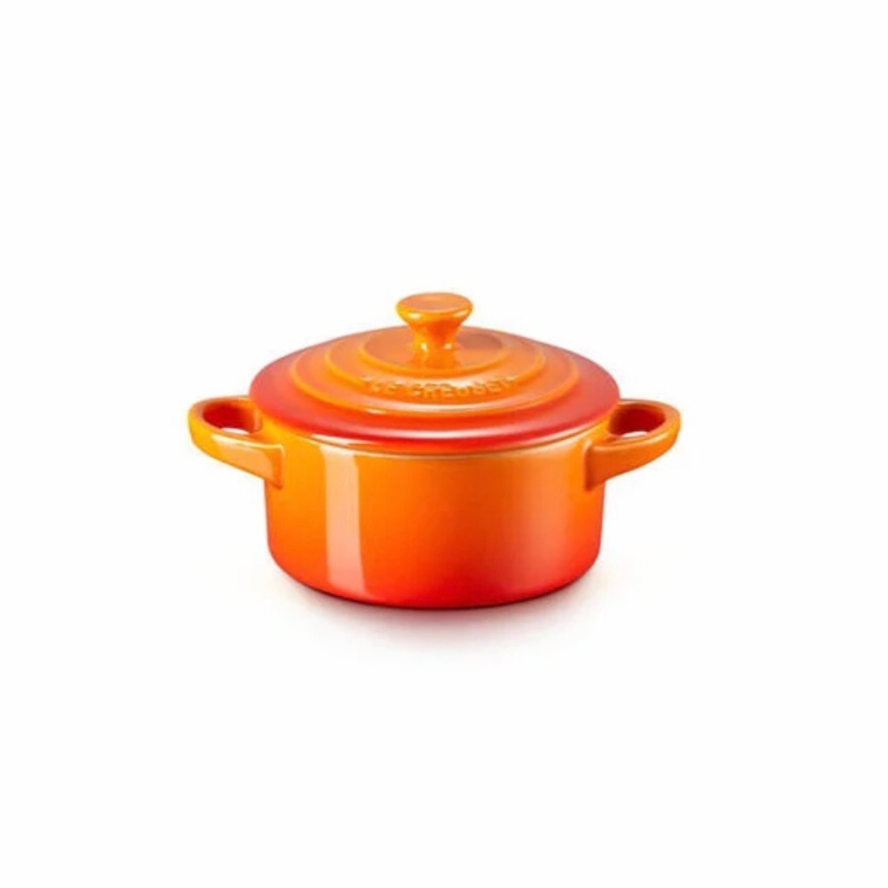 Le Creuset Mini Cocotte - Vibrant Orange-Red Tabletop Casserole - Set of 2 - Picture 5 of 9